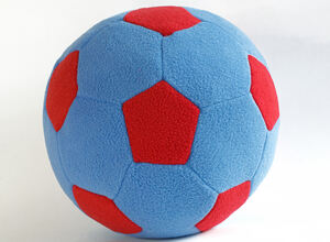F-100/BlueR Мяч мягкий цвет голубой, красный 23 см.