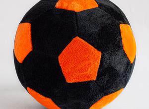 F-200/BlackO Мяч мягкий цвет черный/оранжевый 23 см