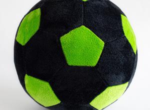 F-200/BlackG Мяч мягкий цвет черный/зеленый 23 см